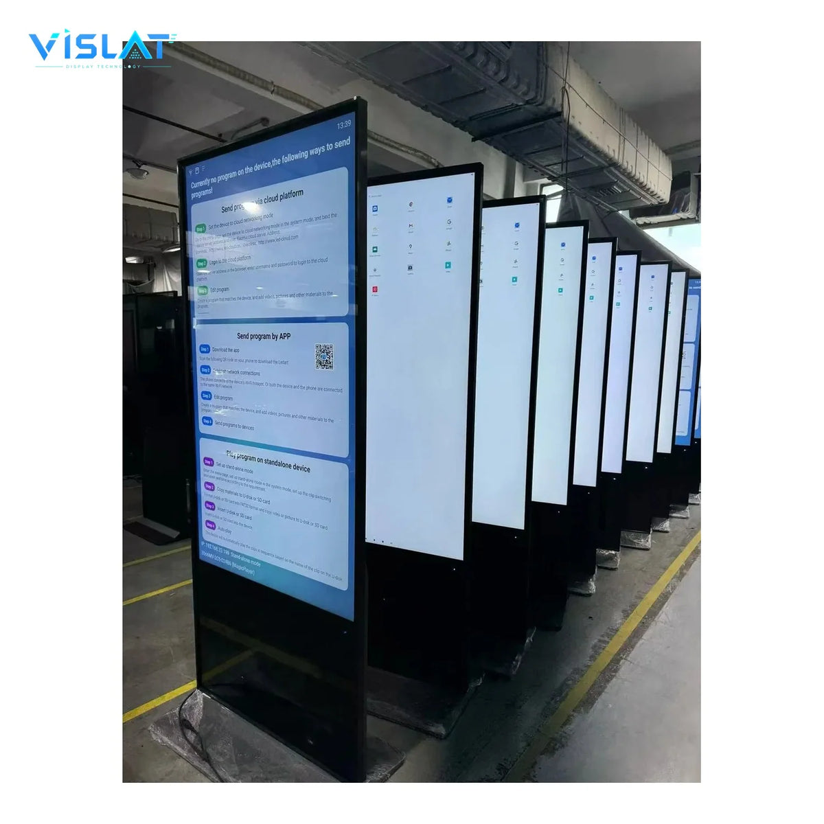 VISLAT 32 inch battery powered portable digital signage floor stand large kiosk standing in the workshop