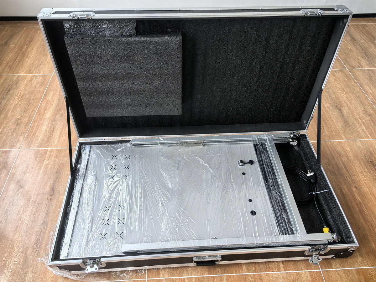 VISLAT P4.81 LED rental panel 500x500mm stage video wall panel carried in its transport case